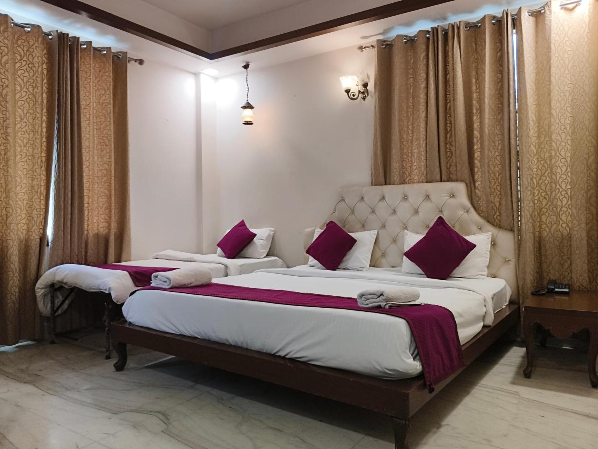 Hotel Agra Grande By Goyal Hoteliers Exterior foto